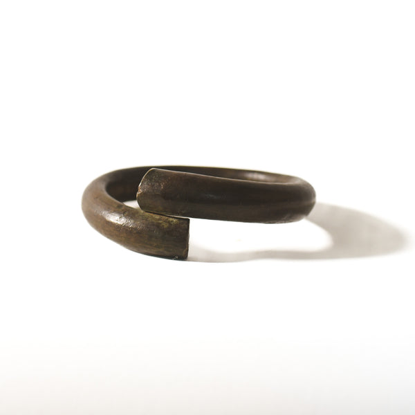 Minimalist Sculptural Accent "The Loop"