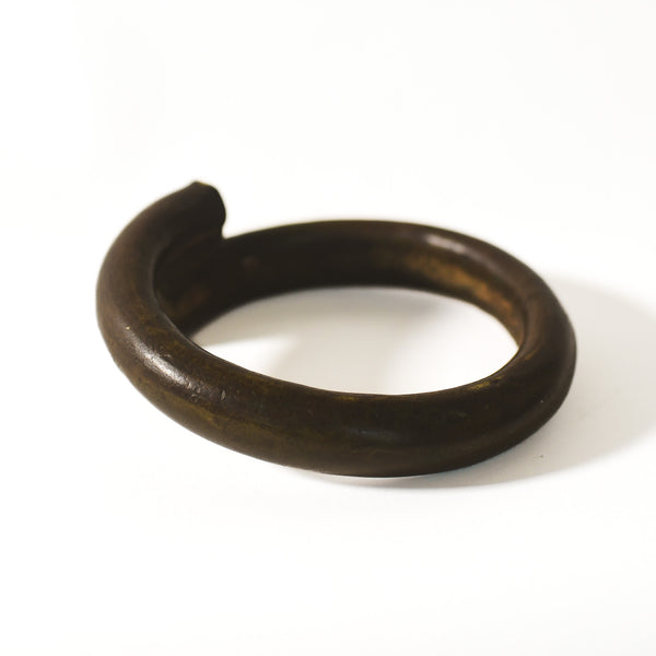Minimalist Sculptural Accent "The Loop"
